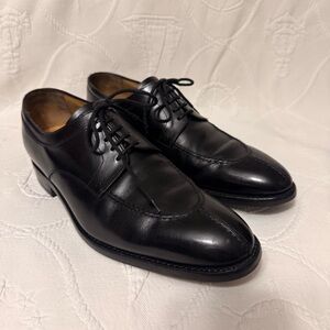 Loding black leather split toe lace up oxfords size 8.5